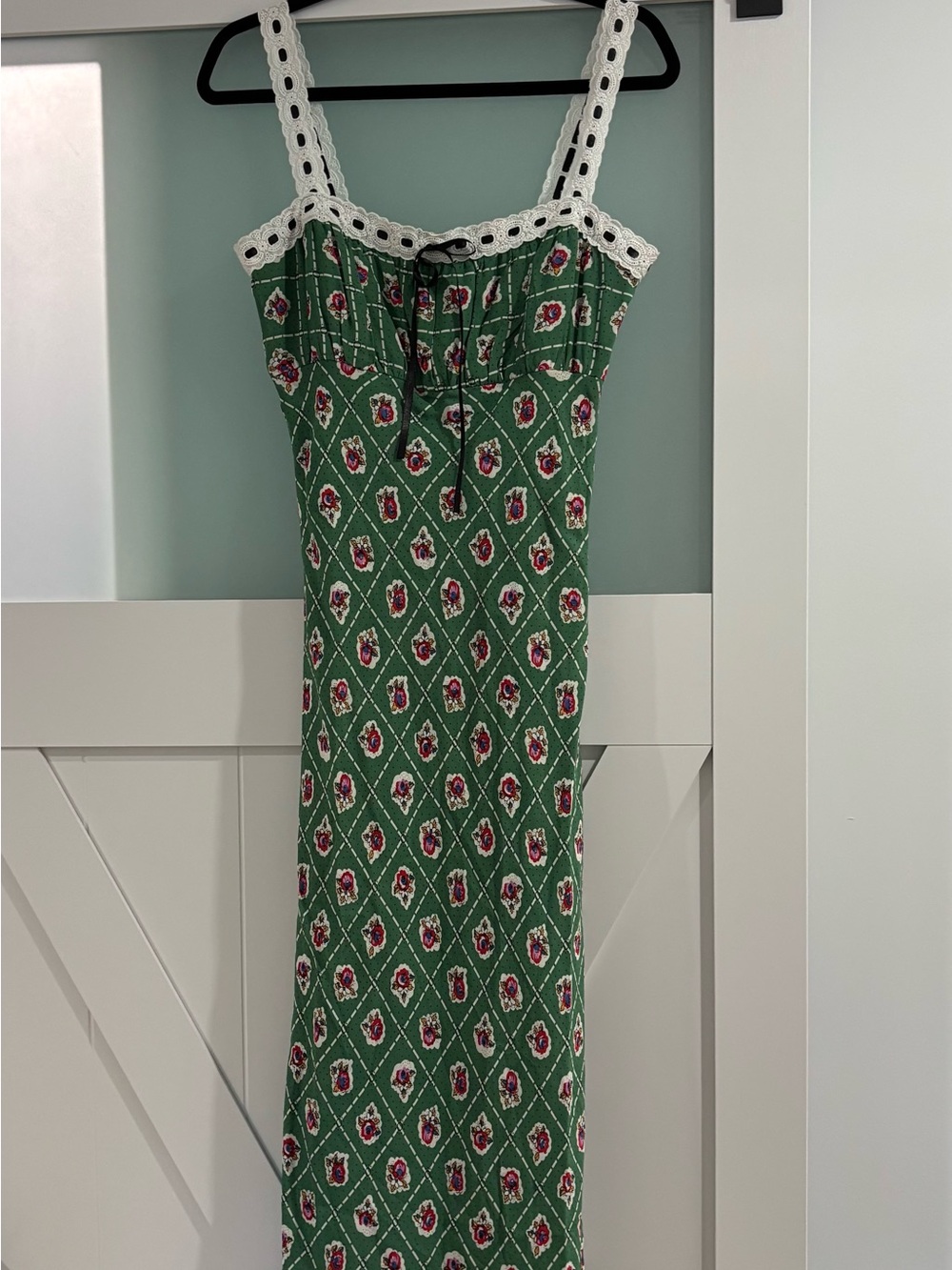 WAYF. Green Patterned Midi Dress with Contrast Trim - Picture 10 of 16